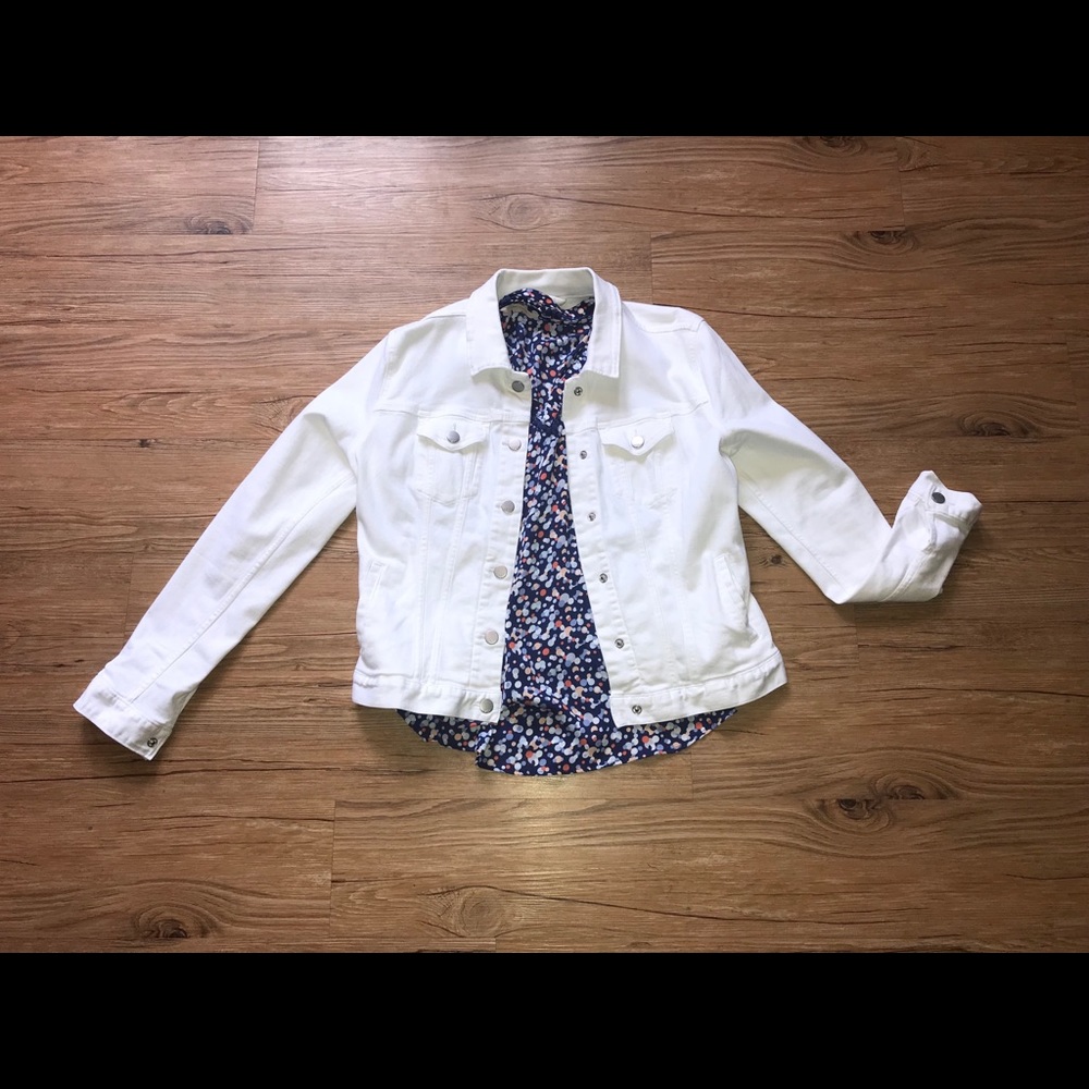 Gap Jean jacket - Picture 2 of 3